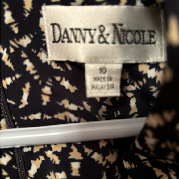Danny & Nicole 2 piece jacket and skirt, NWT, size 10. - Picture 2 of 3